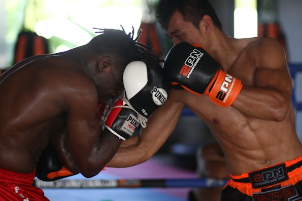 Entraînement au Team Nak Muay Lyon